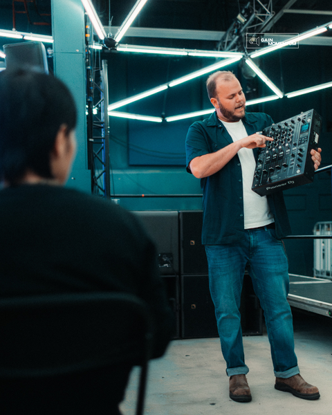 02.10 + 06.10 Stage Manager Training